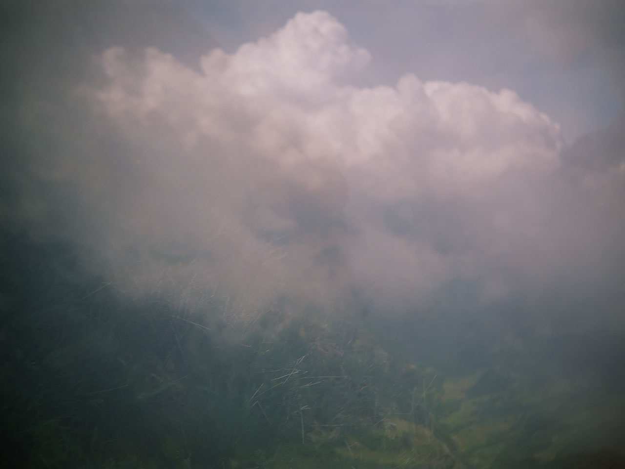 A distant cloud (originele scan)