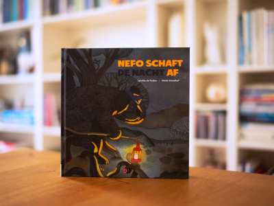 Cover boek Nefo schaft de nacht af